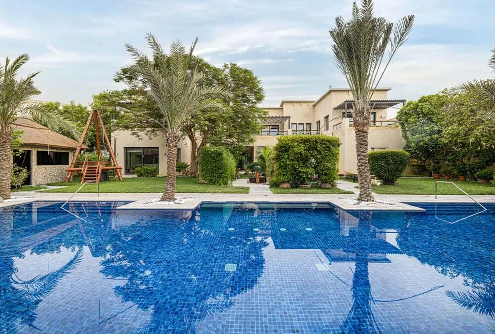 Luxurious Villa | Private Pool | Emirates Hills Sector L